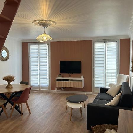 Duplex Climatise Proche Port Toulon Apartment Bagian luar foto